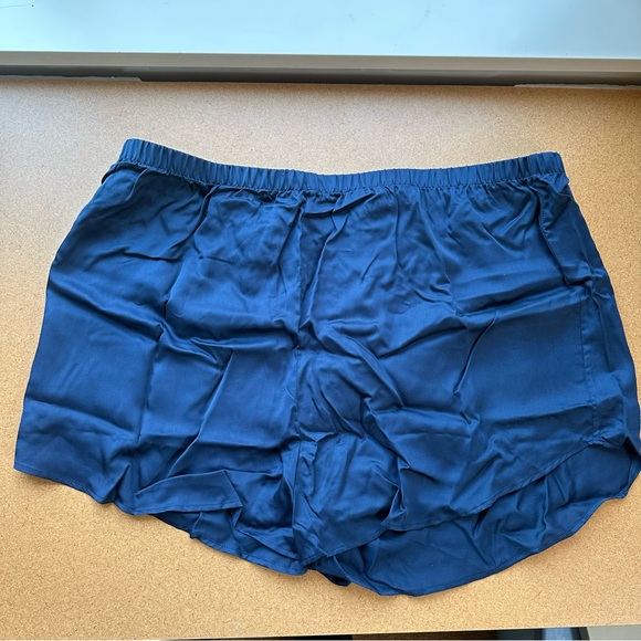 Ettitude Sateen PJ Shorties in Ocean XXL - Picture 4 of 7